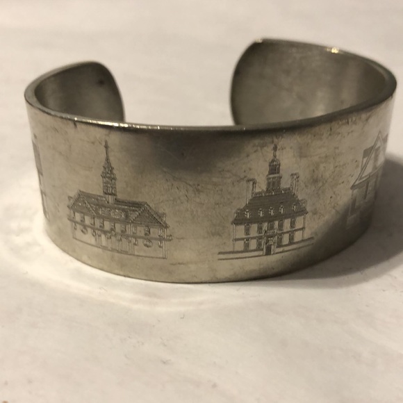Salisbury Pewter USA 2011 Cuff Bracelet Bicentennial Revolutionary Landmarks - Picture 3 of 11